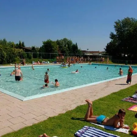 Resort Type F Comfort 6 Persoons Bungalow Terwolde